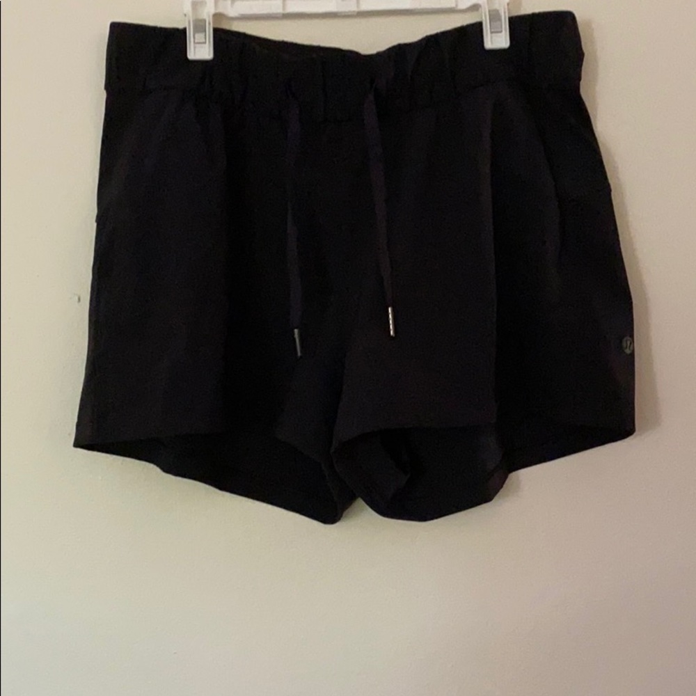 Lululemon On The Fly Short